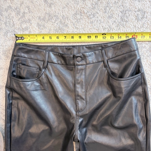 Nine West Faux Leather Straight Pants Black Minimal Chic Office Night Out 12 - Picture 8 of 8